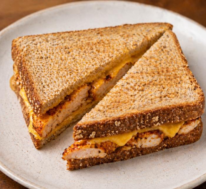 Wholemeal Chicken Cajun Sandwich With Cheese